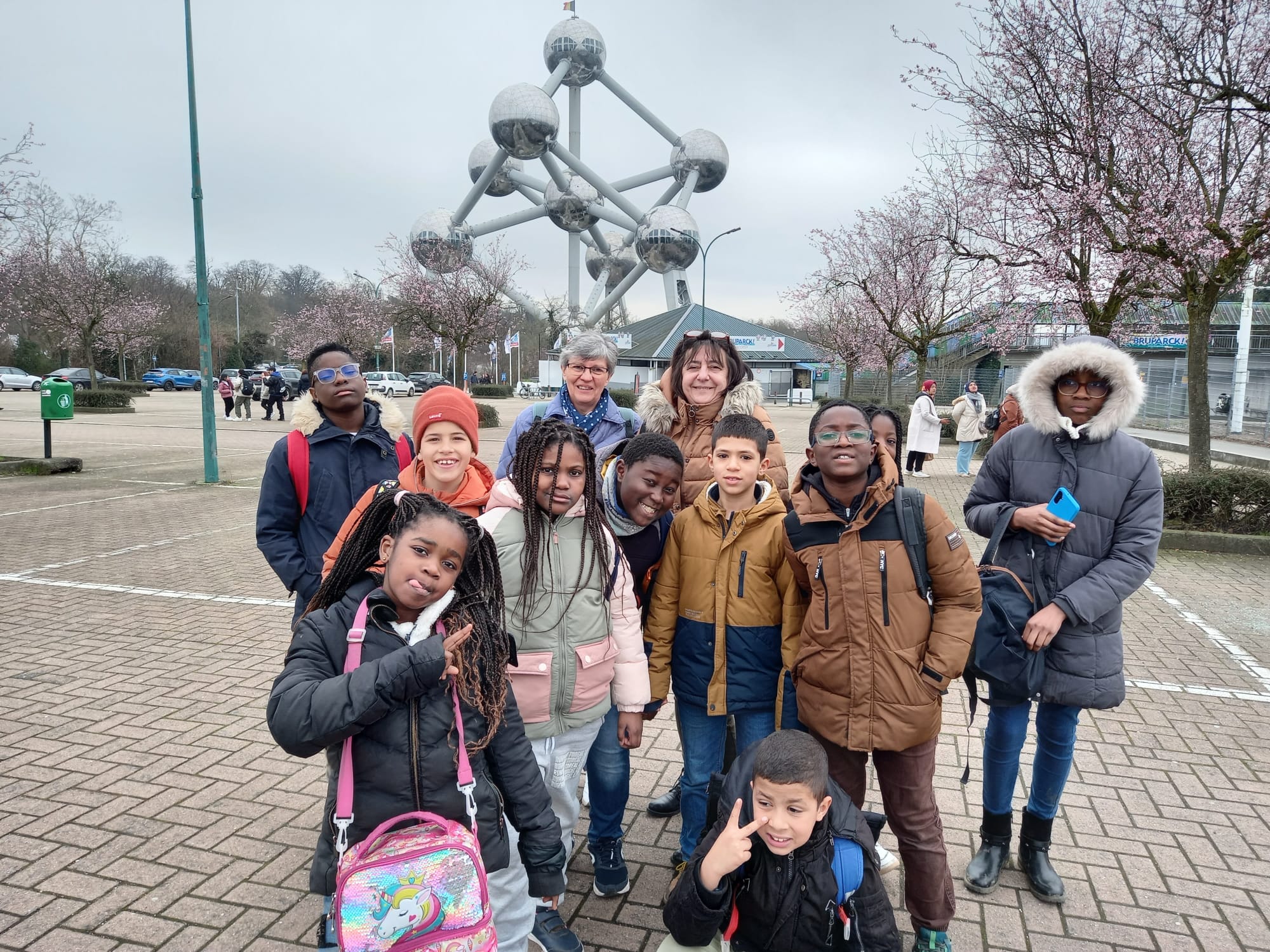   Atomium edd